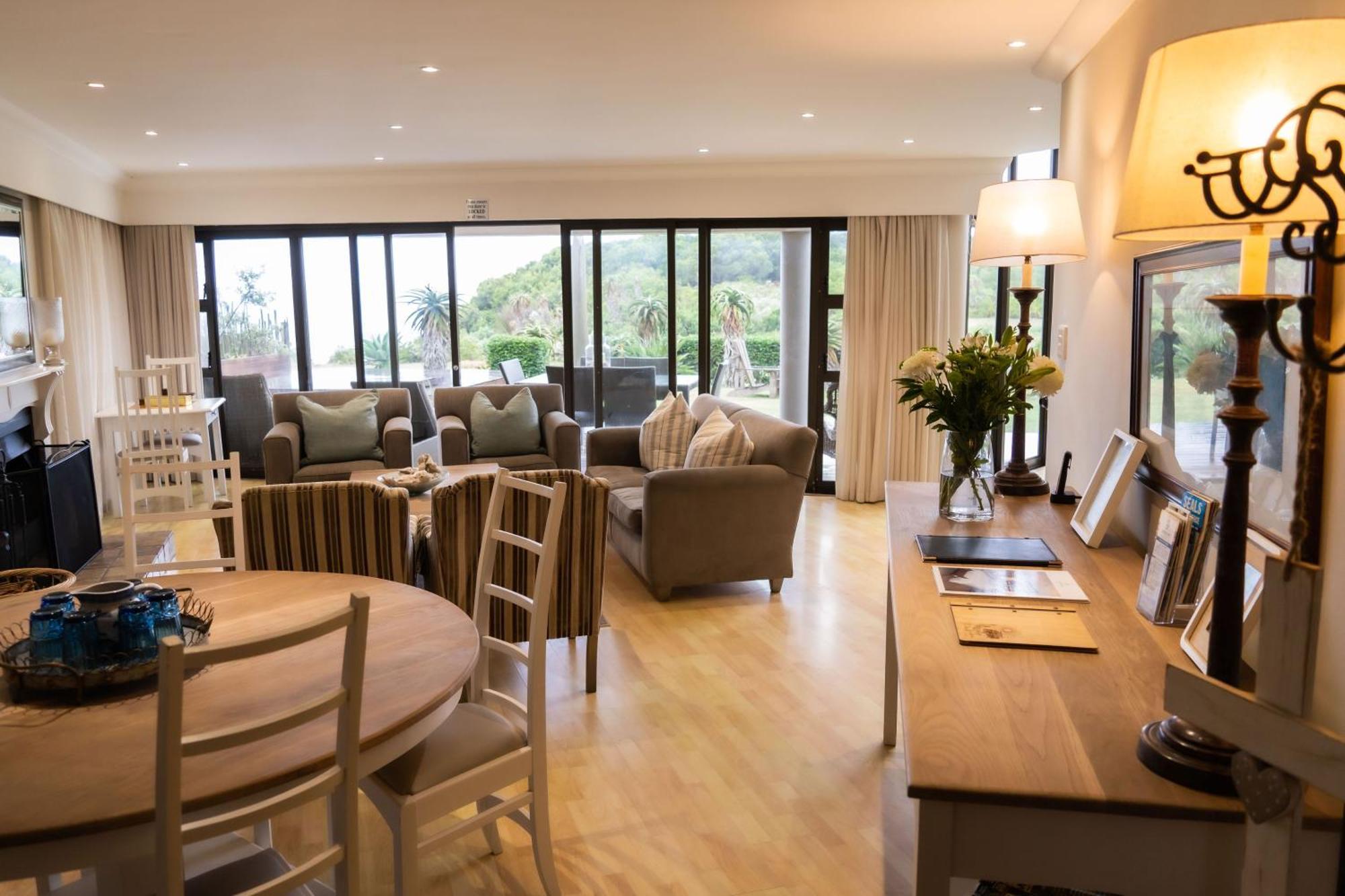 Supertubes Guesthouse Jeffreys Bay Exteriör bild