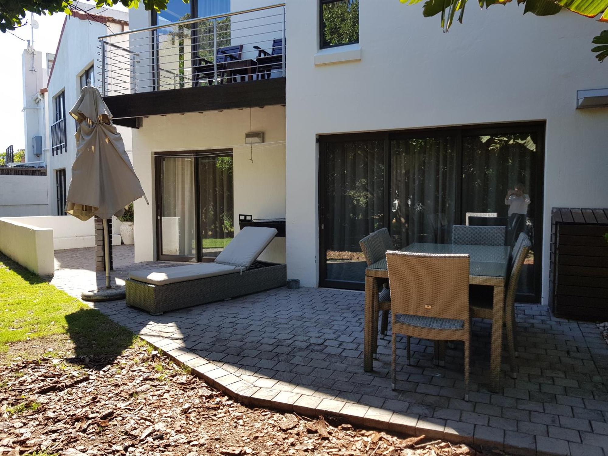 Supertubes Guesthouse Jeffreys Bay Exteriör bild